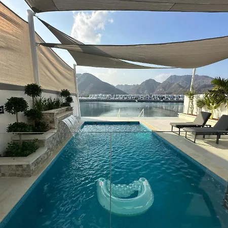 Al Dana Sea View Villa-3